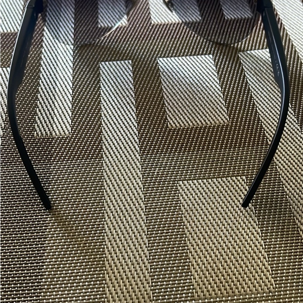 Prada men’s sunglasses - Picture 4 of 4